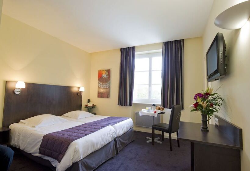 Трехместный Номер Комфорт, Savoy