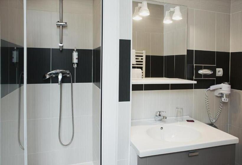 Номер Стандарт Индивидуальный, Savoy