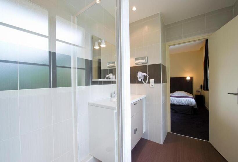 Трехместный Номер Комфорт, Savoy