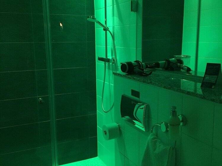 חדר סטנדרט, Savoy Hannover