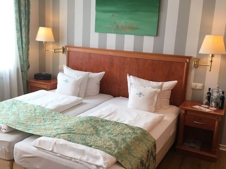 Номер Стандарт, Savoy Hannover