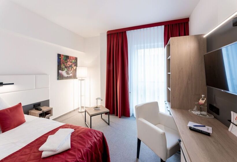 スタンダードシングルルーム, Stadtfeld