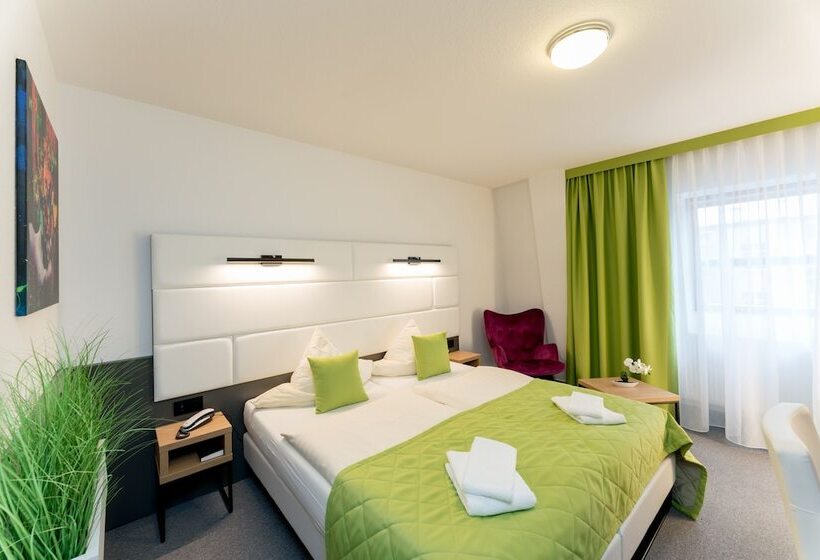 スタンダードルーム, Stadtfeld