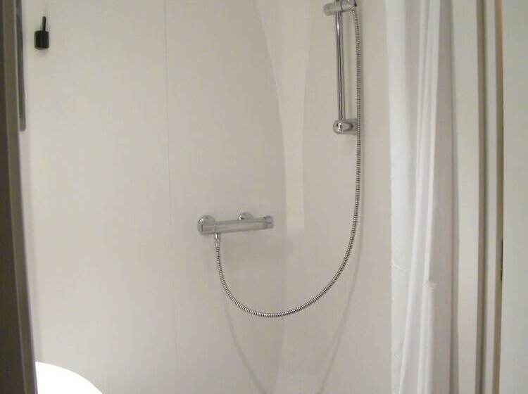 标准间, Victoria Lyon Perrache Confluence