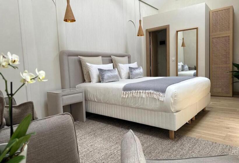 ジュニアスイート, Villa Fabulite