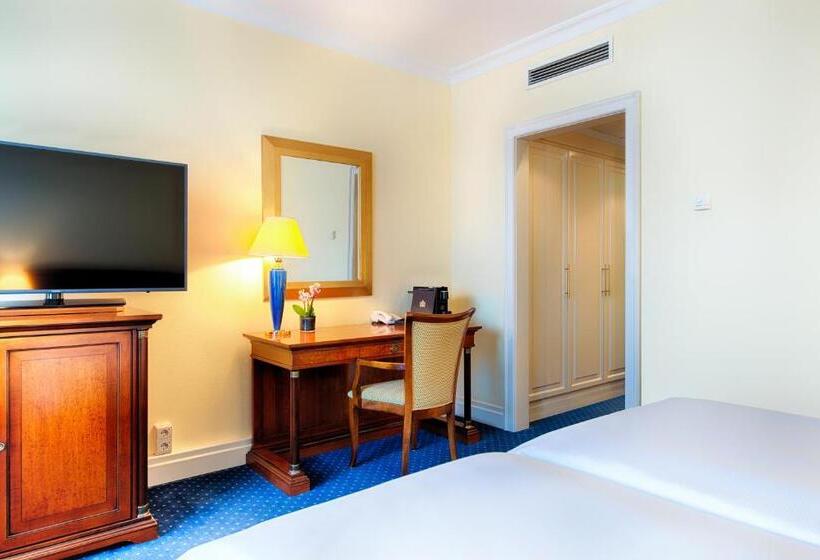 סוויטה, Villa Geyerswörth