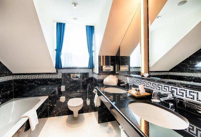 סוויטה, Villa Geyerswörth