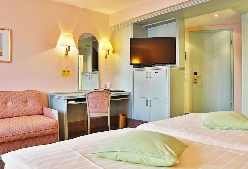 اتاق استاندارد, Zum Lowen