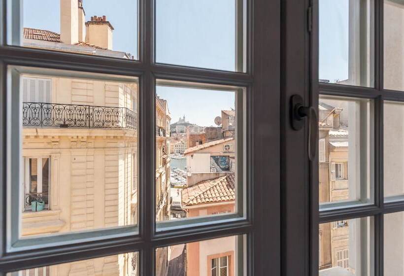 스탠다드 스튜디오 (전망), Residhotel Vieux Port