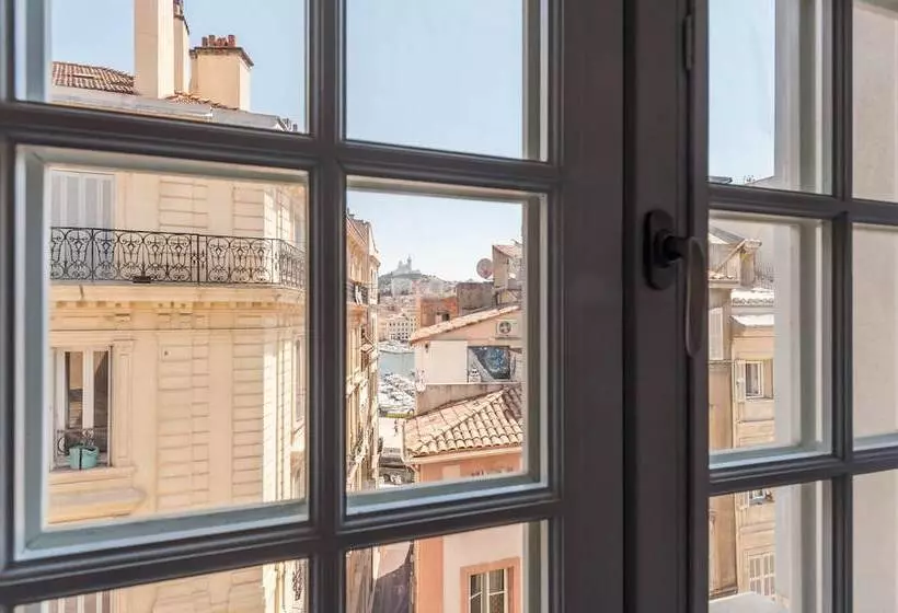 استودیو استاندارد با چشم‌انداز, Residhotel Vieux Port