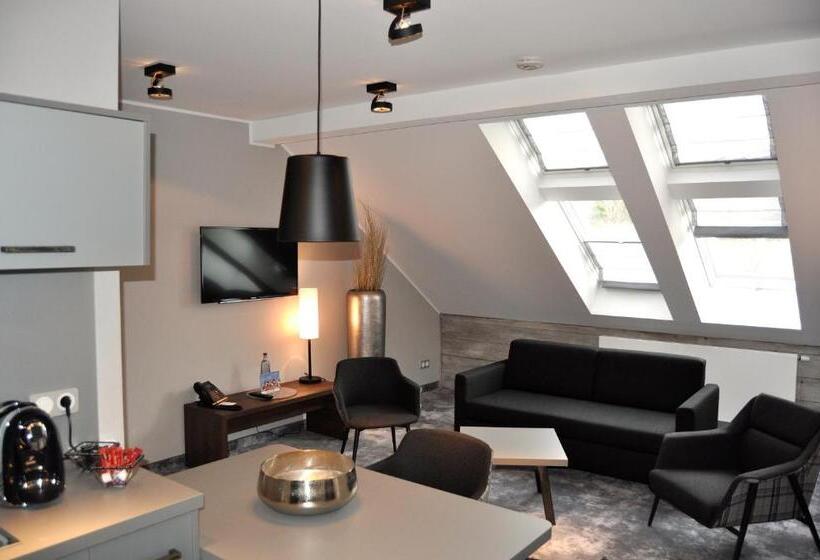 Полулюкс, Strandberg S Designhotel Viktoria