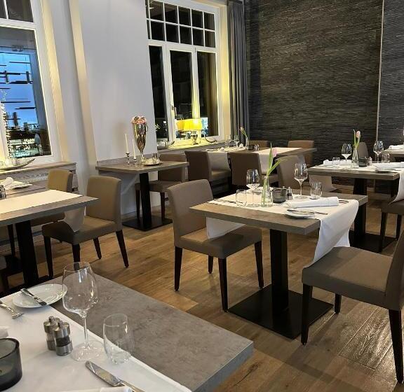 Полулюкс, Strandberg S Designhotel Viktoria