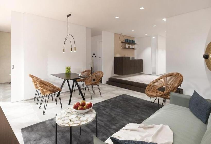 Люкс, Suiten Aparthotel Aenea