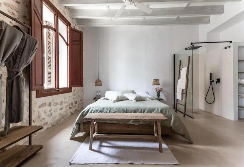 Quarto Estandar, Can Sull