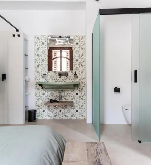 Quarto Estandar, Can Sull