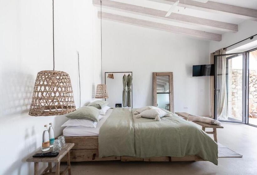 标准间带阳台, Can Sull