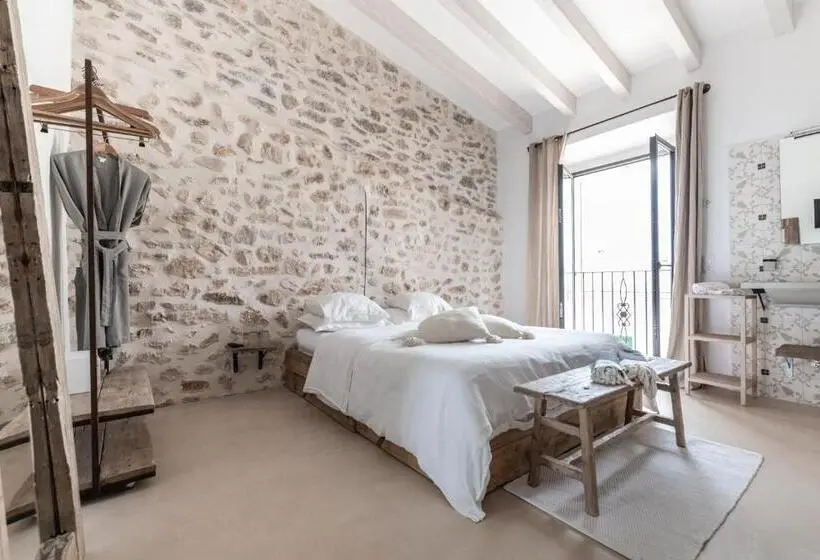 Quarto Estandar com Terraço, Can Sull