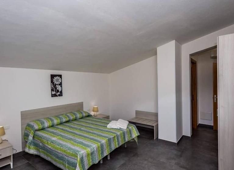 이코노미 룸, Villa Michelangelo