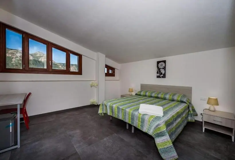 Economy-huone, Villa Michelangelo