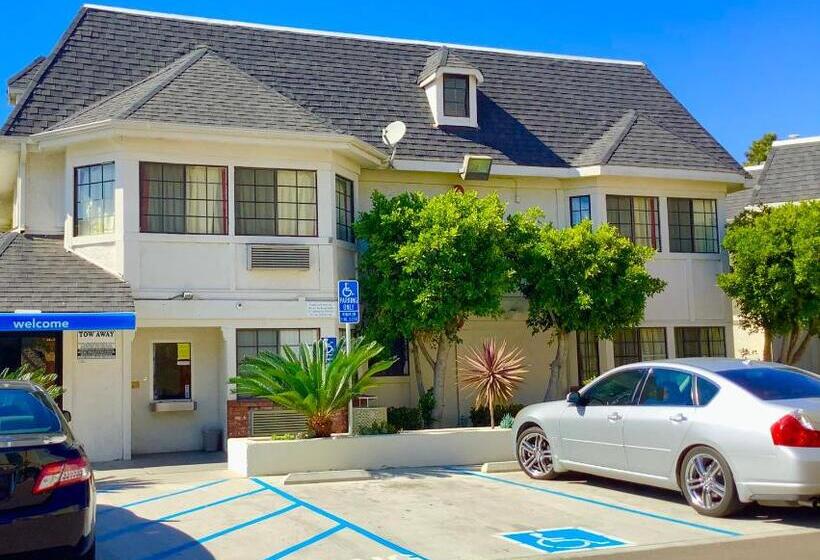 اتاق استاندارد, Carlsbad Village Inn