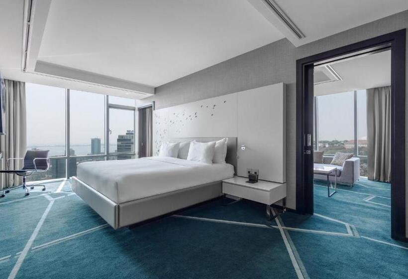 سوئیت با تخت بزرگ, Intercontinental Luanda Miramar, An Ihg