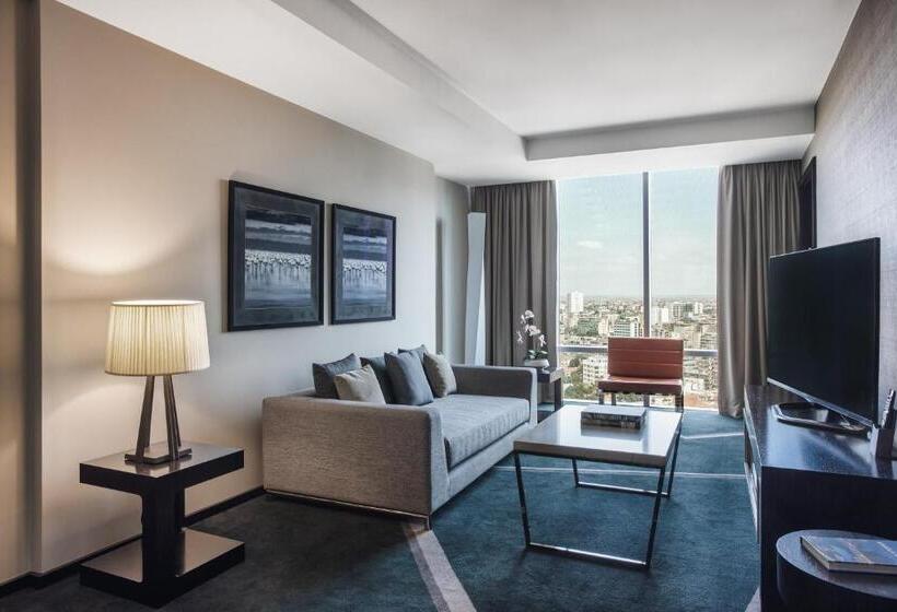 سوئیت با تخت بزرگ, Intercontinental Luanda Miramar, An Ihg