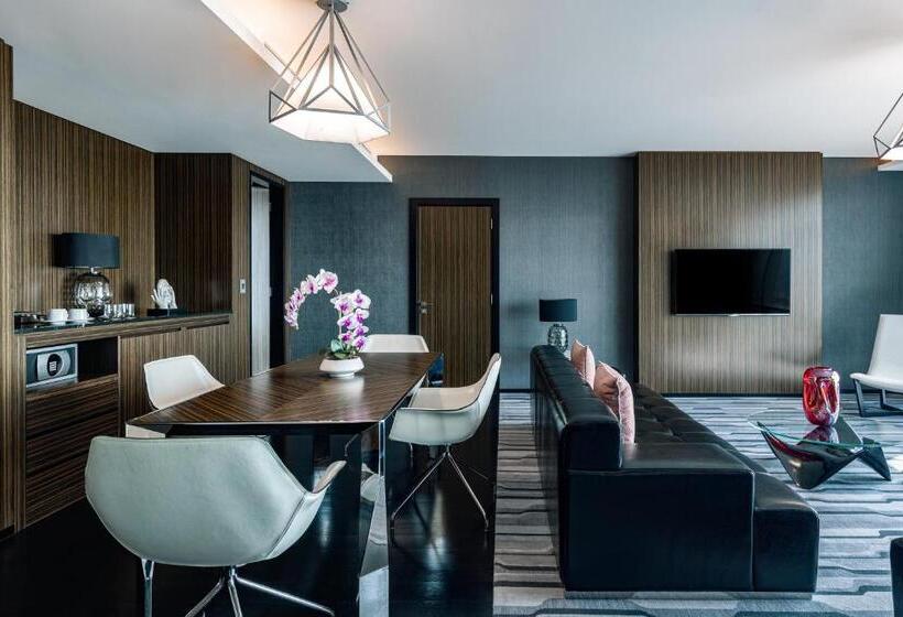 سوئیت با تخت بزرگ, Intercontinental Luanda Miramar, An Ihg