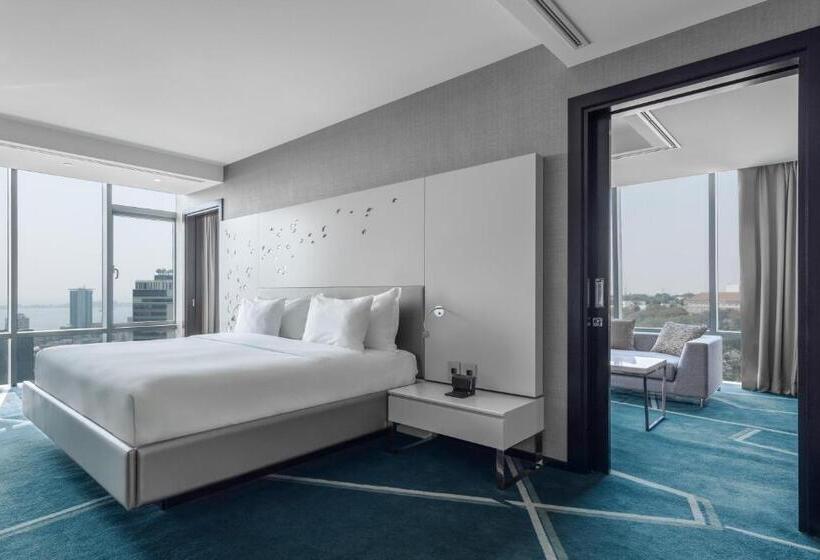 Club Room King Bed, Intercontinental Luanda Miramar, An Ihg