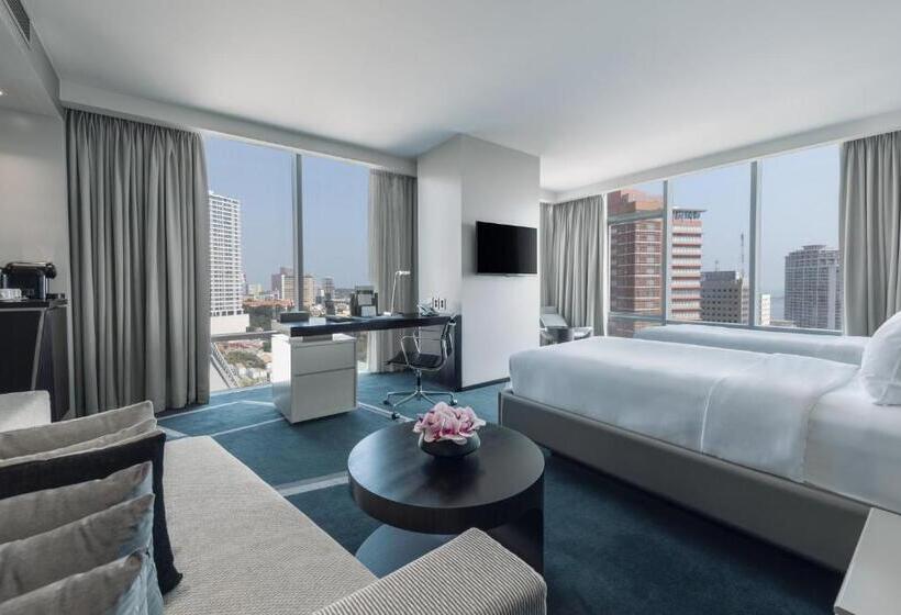 اتاق کلاب, Intercontinental Luanda Miramar, An Ihg