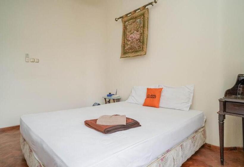 Номер Стандарт, Koolkost Syariah Near Senayan City