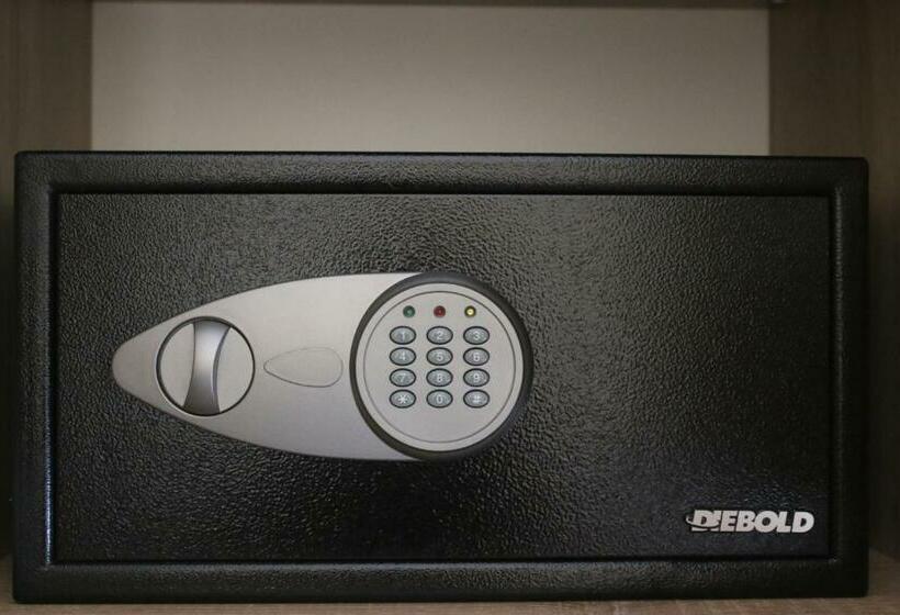 سوئیت با بالکن, Park Hotel Al Bustan