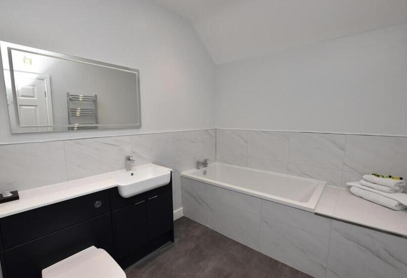 Номер Стандарт, Kingsway Hotel
