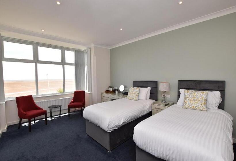 Номер Superior Вид на Море, Kingsway Hotel