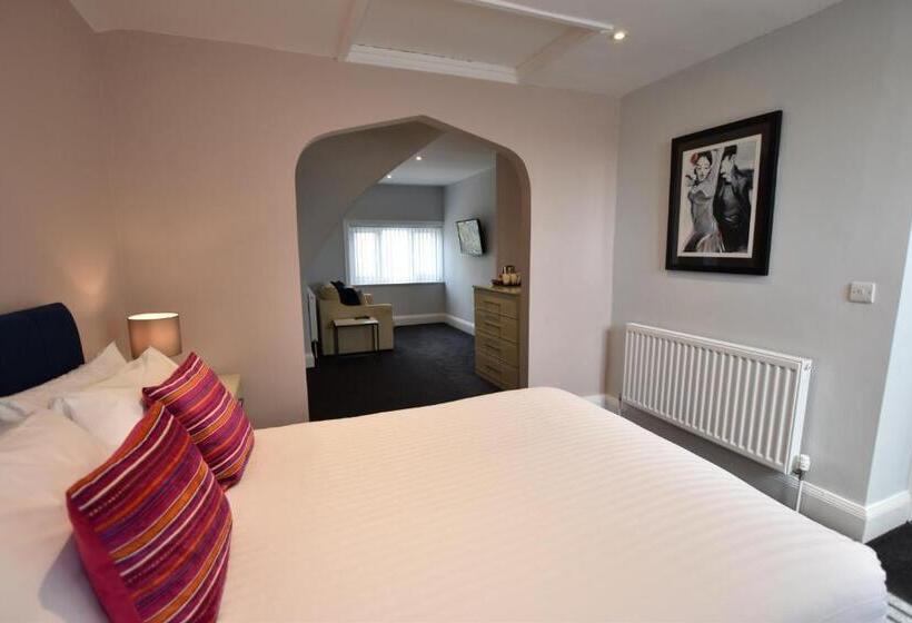 Номер Стандарт, Kingsway Hotel