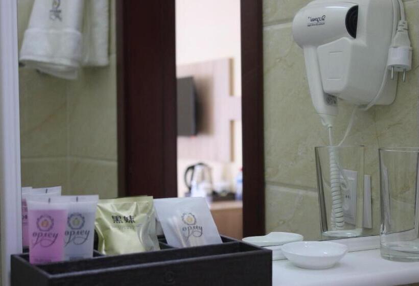 Quarto Economy, Park Hotel Al Bustan