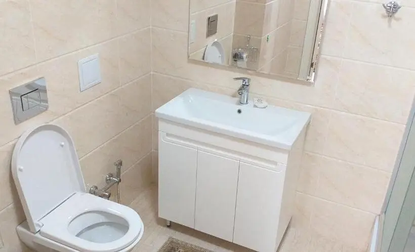 سوئیت با بالکن, Park Hotel Al Bustan