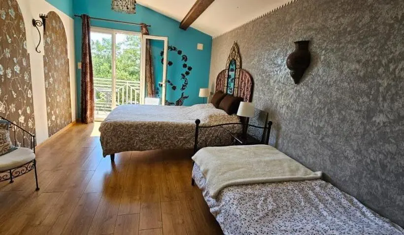 プールビュースタンダードルーム, Villa Monplaisir Zen
