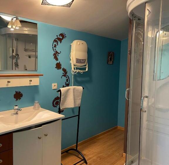 Номер Стандарт Вид на Бассейн, Villa Monplaisir Zen