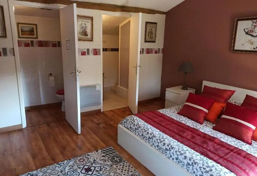 Habitación Triple Estándar, La Pastorale