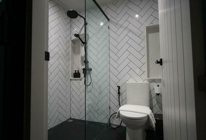 디럭스 룸, Blu Monkey Hub And Hotel Chanthaburi