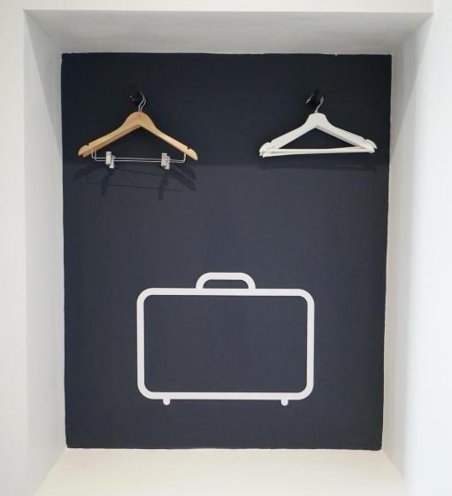 스탠다드 룸 킹사이즈 침대, Blu Monkey Hub And Hotel Chanthaburi