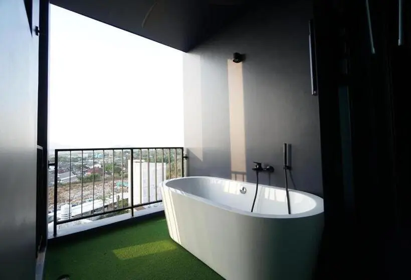 スタンダードルーム, Blu Monkey Hub And Hotel Chanthaburi