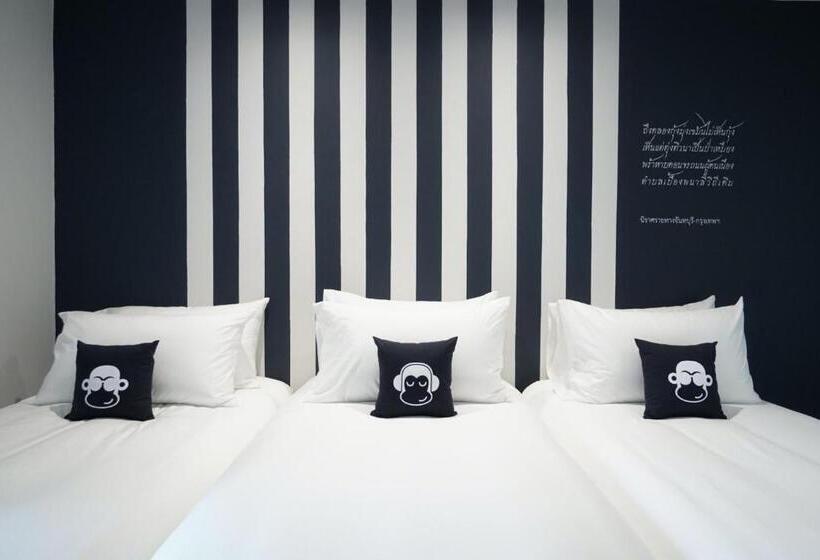 디럭스 트리플 룸, Blu Monkey Hub And Hotel Chanthaburi