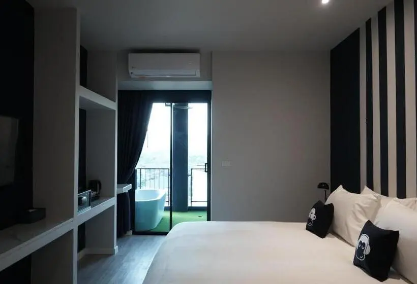 デラックスルーム, Blu Monkey Hub And Hotel Chanthaburi