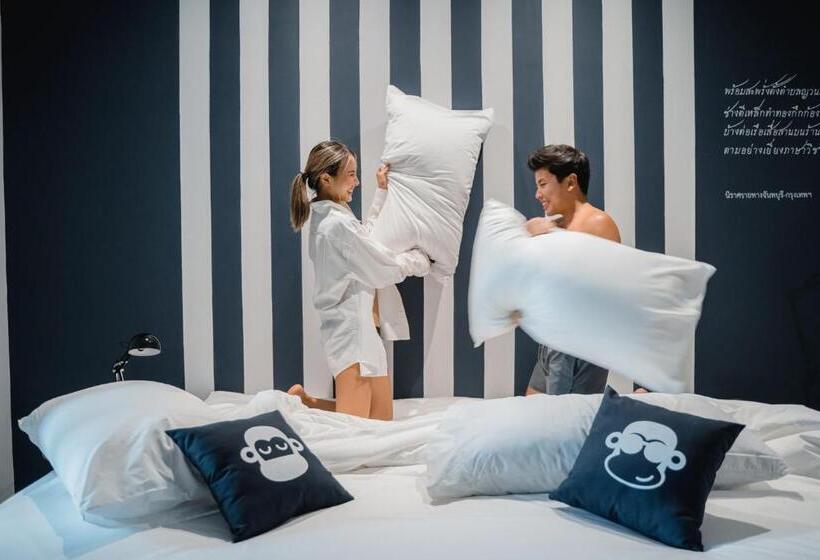디럭스 룸, Blu Monkey Hub And Hotel Chanthaburi