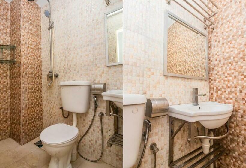 Quarto Deluxe, Oyo 90102 7 Days Lodge