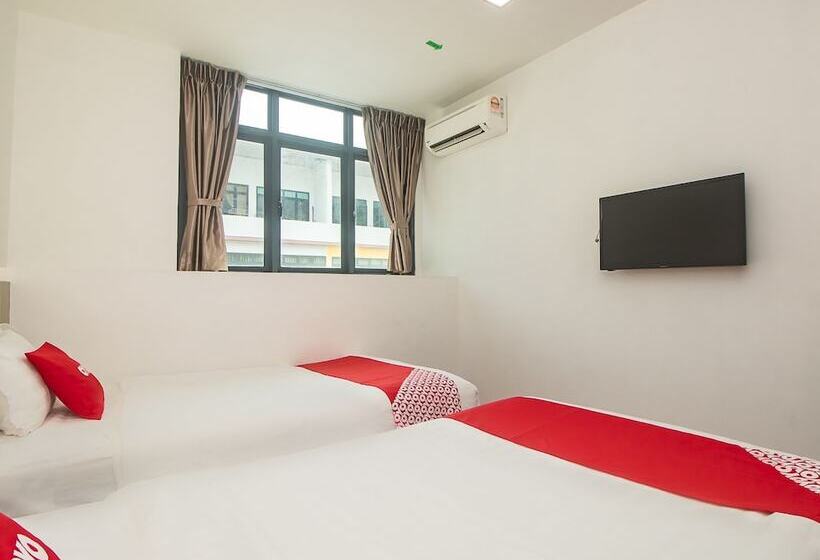 Quarto Deluxe, Oyo 90102 7 Days Lodge