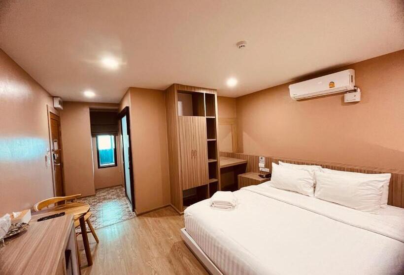 اتاق استاندارد با چشمانداز کوهستان, Usabai Riverside Boutique