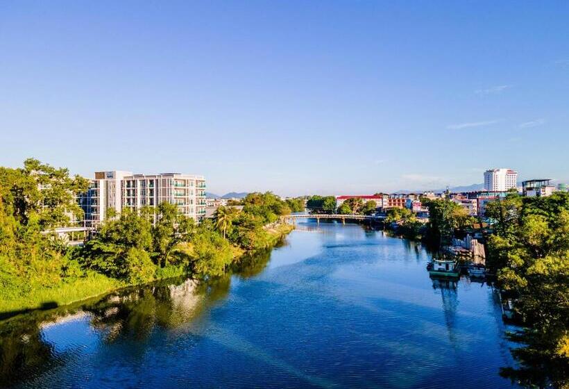 Deluxe room with river view, Usabai Riverside Boutique