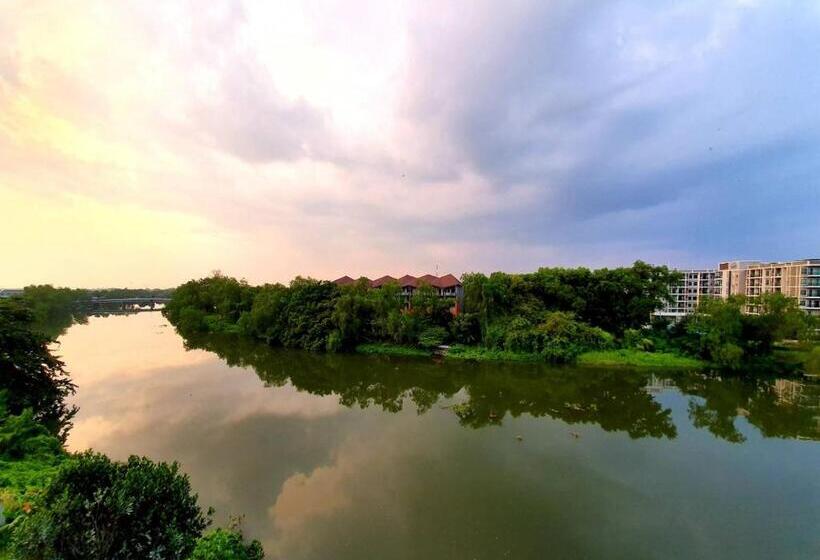 اتاق استاندارد با تخت بزرگ, Usabai Riverside Boutique